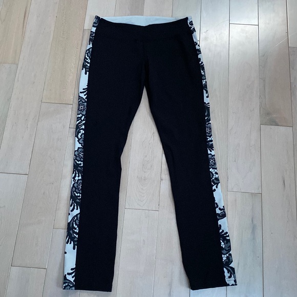Lululemon black white floral lace print side pants mid-low rise leggings - Picture 1 of 11